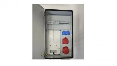 IP54 Metalowa rozdzielnica ścienna CEE 32A 16A 2x230V z bezpiecznikami HAGER FI/ RB4