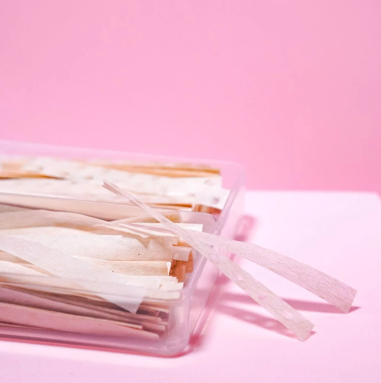 Jednorazowe beżowe kompensatory papierowe 1000 szt Pimp My Lashes