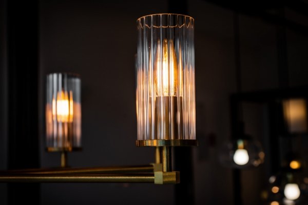 LAMPA WISZĄCA DUŻY ŻYRANDOL ZŁOTY DO SALONU MOSIĄDZ SZCZOTKOWANY W STYLU GLAMOUR ELEGANCKI NOWOCZESNY SZKLANE KLOSZE ARGON HAMPTON 2177