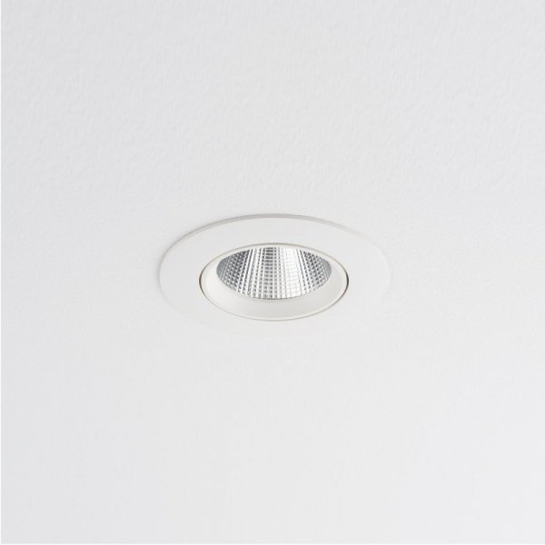 NOWODVORSKI OPRAWKA LED OCZKO SUFUTOWE WPUSZCZANA EGINA LED 5W
