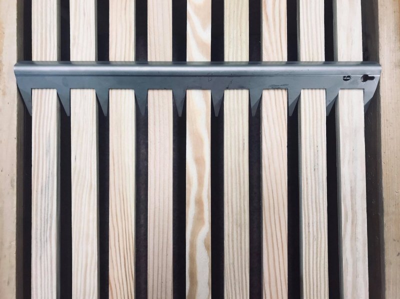 Arranging comb, 9 Frames in 10 Frame hive
