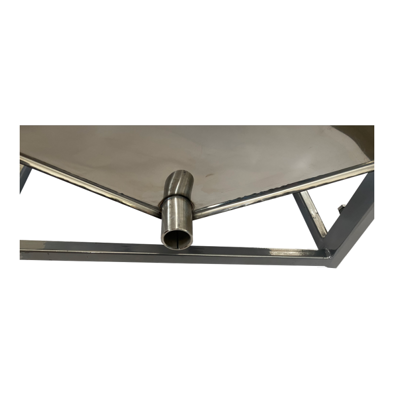 Topiarka parowa na bazie stołu do odsklepiania (25/30 ramek Dadant/Wielkopolska) 1m