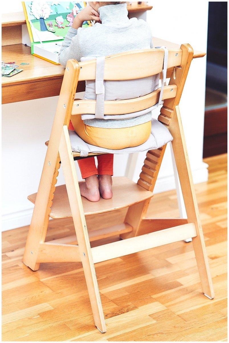 Krzesełko do karmienia drewniane Moby -System WOODY - kolor naturalne drewno olchowe 