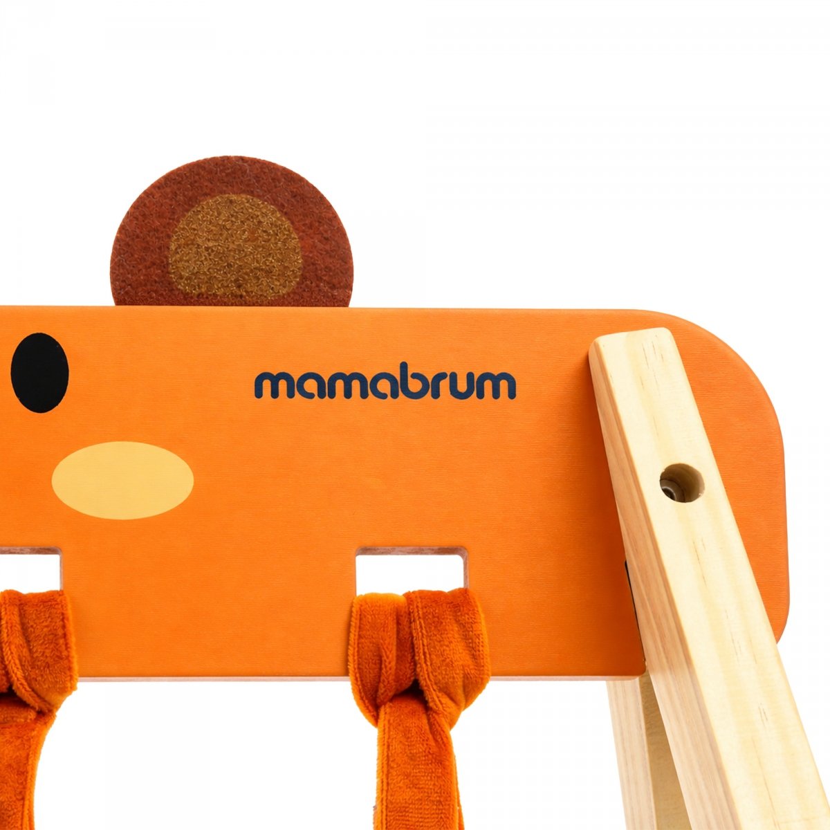 Drewniany stojak edukacyjny dla niemowląt – Baby Gym z motywem misia