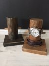 Drewniany stojak na zegarek heban