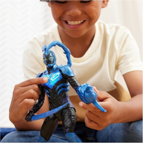 Figurka interaktywna Battle-Mode Blue Beetle DC Światło Dźwięki