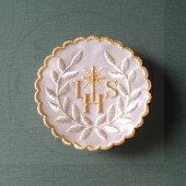 Emblemat haftowany IHS złoty, hostia