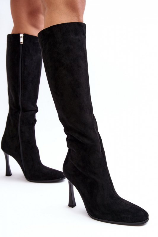 Kozaki Model Isot C-326 Black - Step in style