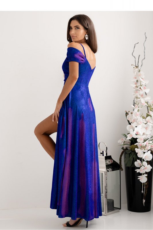 Sukienka Model Walentina Lux 001117. Chaber/Amarant - With You
