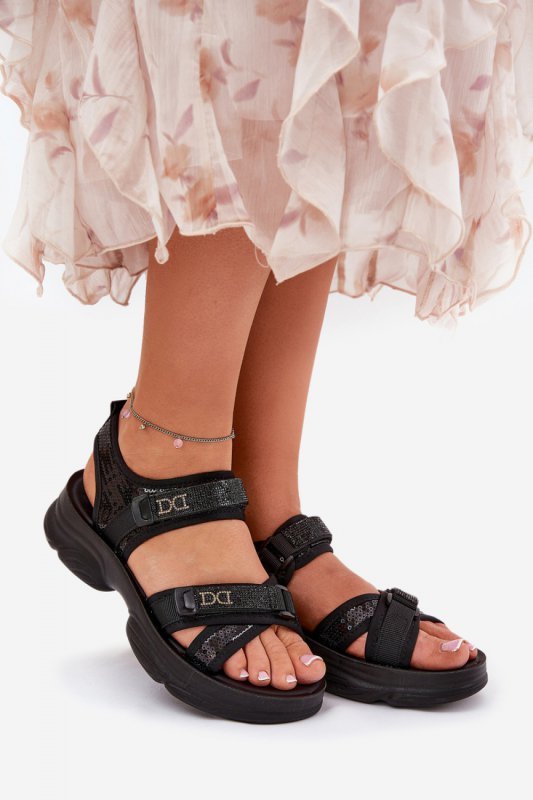 Sandały Model Gonev 88-06 Black - Step in style