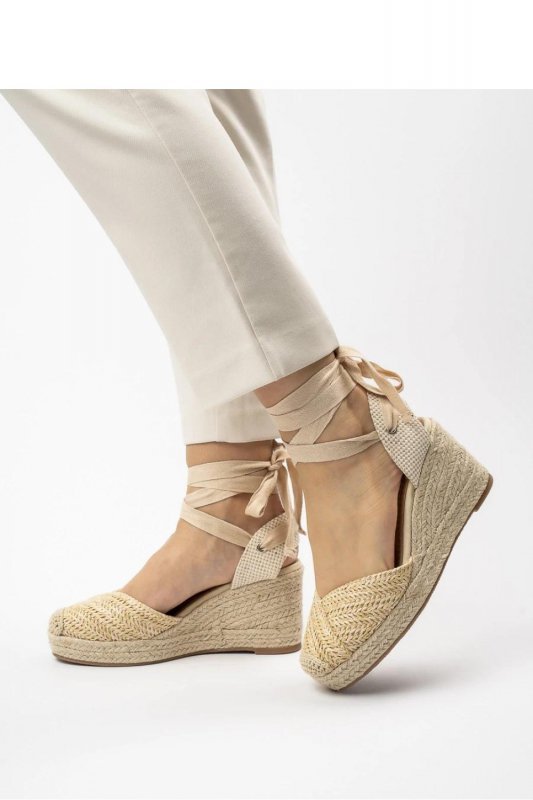 Sandały Model Esprito .X5-330 Beige - Inello