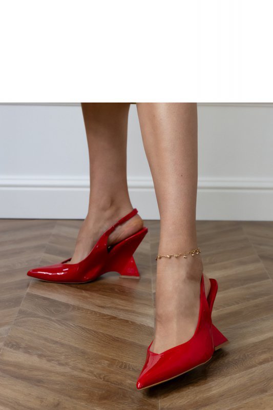 Czółenka Model Kokkes E30072 Red - PRIMO