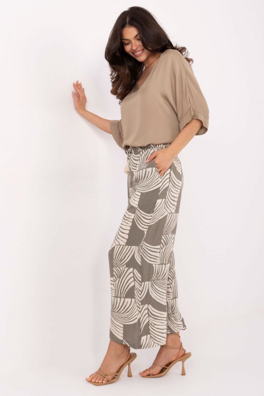 Spodnie Damskie Model D73771M62237G Khaki - Sublevel