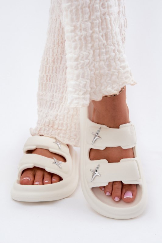 Sandał Klapki Model Falowena M372 Ecru - Step in style