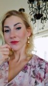Golden earrings silk flowers