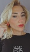 gold earrings made of stainless steel