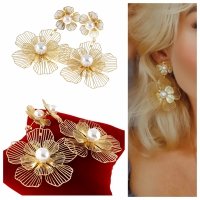 gold earrings made of stainless steel 