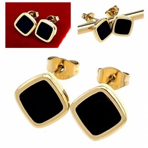 goldene Ohrringe aus Edelstahl
