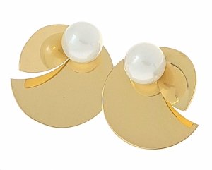 goldene Ohrringe aus Edelstahl