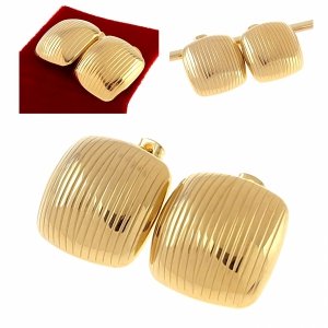 gold earrings made of stainless steel