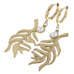 gold earrings made of stainless steel