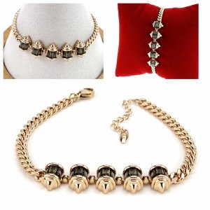 gold bracelet for a gold-plated leg