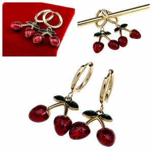 gold earrings made of stainless steel