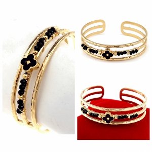 gold bracelet for a gold-plated leg