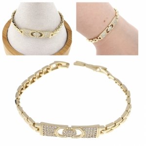 gold bracelet for a gold-plated leg