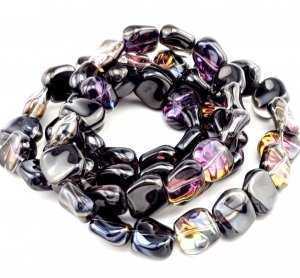 Glass beads faceted strands