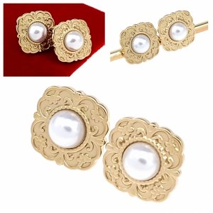 gold earrings made of stainless steel
