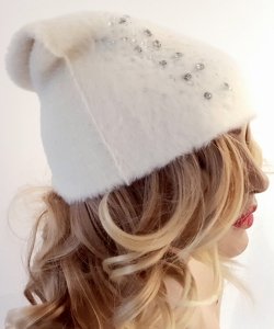 27 Ciepła i przyjemna czapka alpaka na zimę