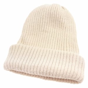 17 Ciepła i przyjemna miękka czapka na zimę