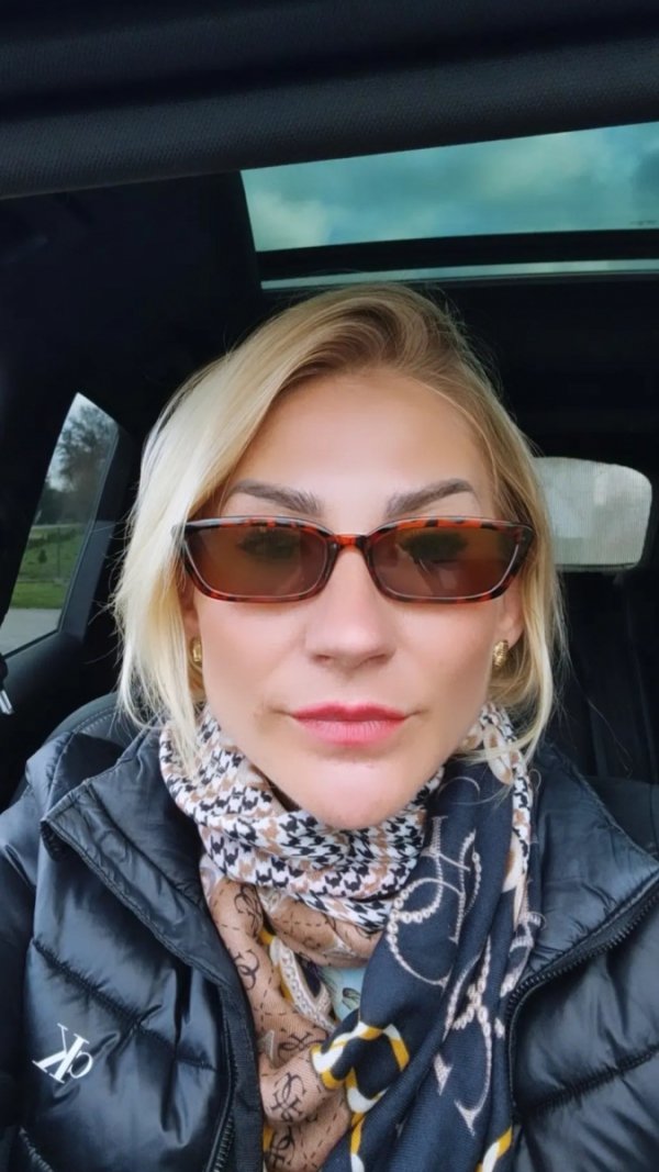 ok05 Damskie okulary przeciwsłoneczne prostokątne ozdobne