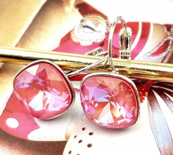 Swarovski-Ohrringe mit Weißgold plattiert