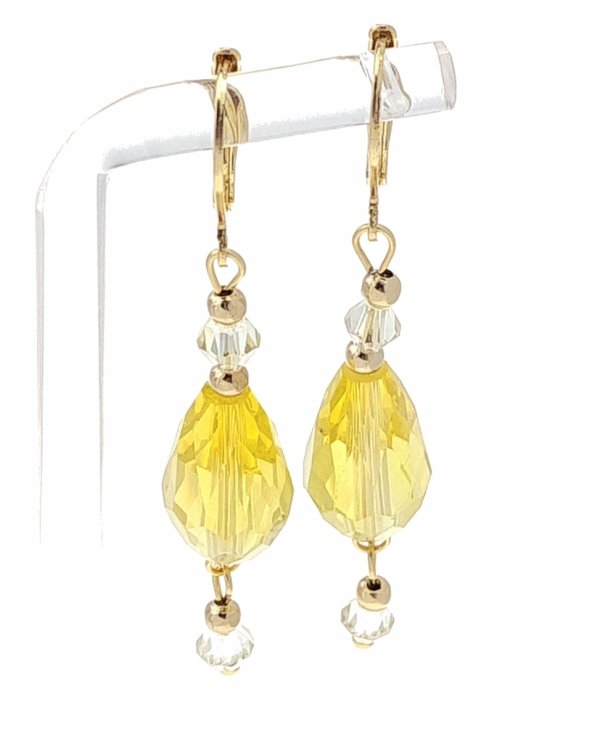goldene Ohrringe aus Edelstahl