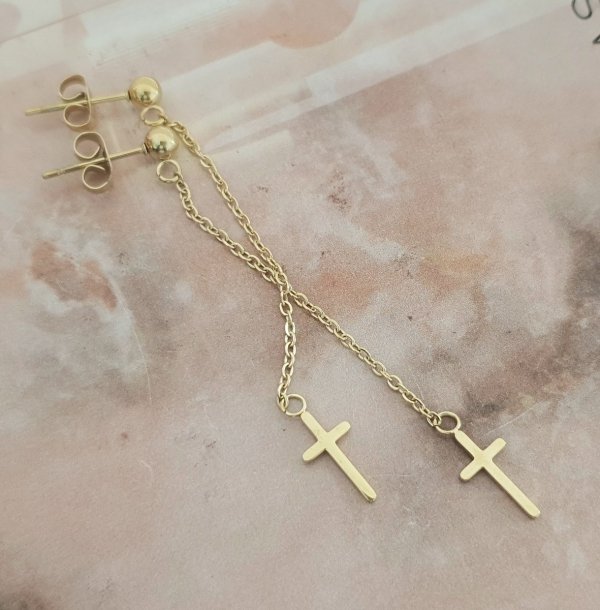 goldene Ohrringe aus Edelstahl