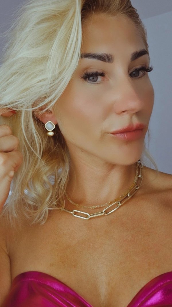 goldene Ohrringe aus Edelstahl