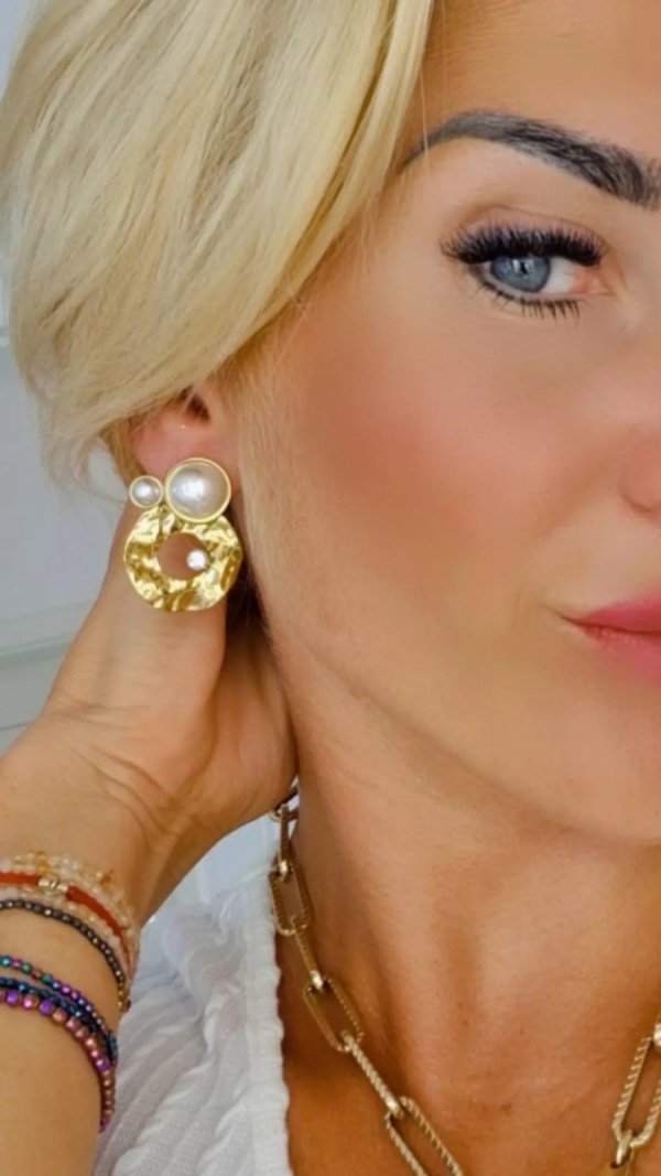 goldene Ohrringe aus Edelstahl