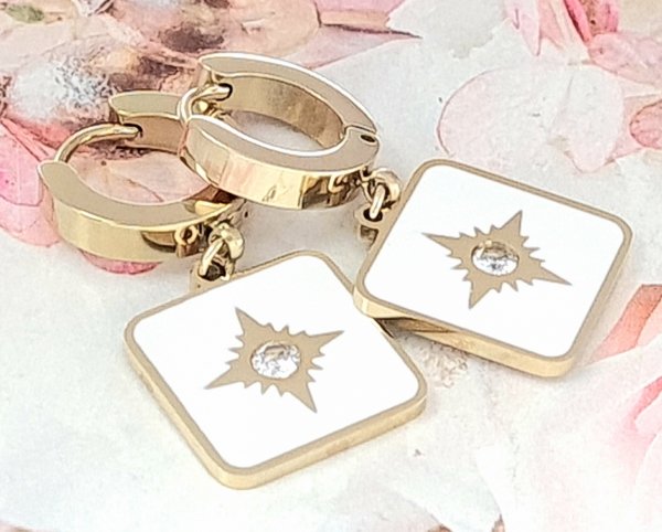 goldene Ohrringe aus Edelstahl