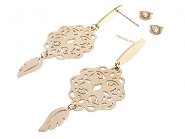 goldene Ohrringe aus Edelstahl