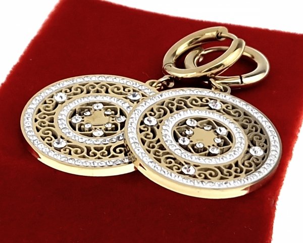 goldene Ohrringe aus Edelstahl
