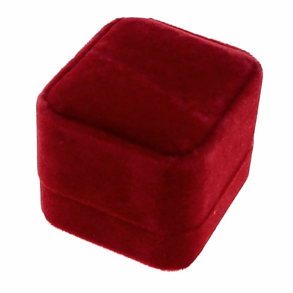 Willkommen in meinem Shop,  auf dieser Auktion biete ich eine Veloursschachtel für einen Ring, Trauring an  Abmessungen: 5/5,7/4