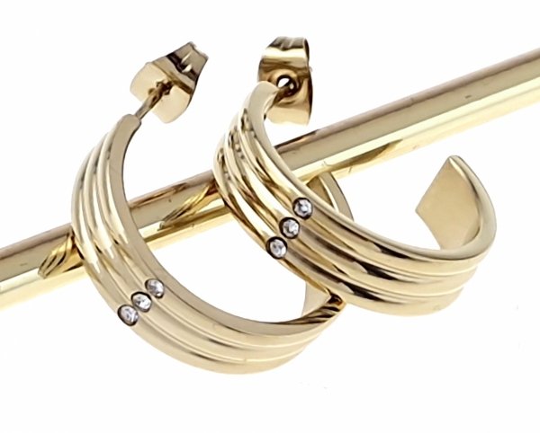gold earrings made of stainless steel