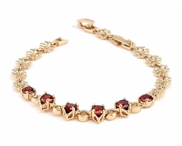 gold bracelet for a gold-plated leg