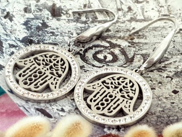 gold earrings made of stainless steel