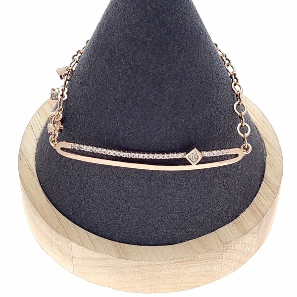 gold bracelet for a gold-plated leg