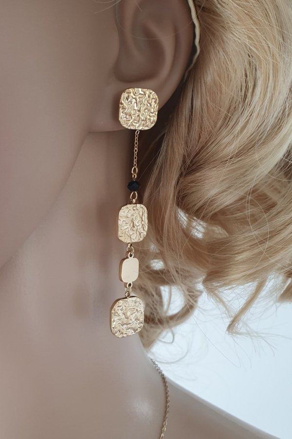 gold earrings made of stainless steel