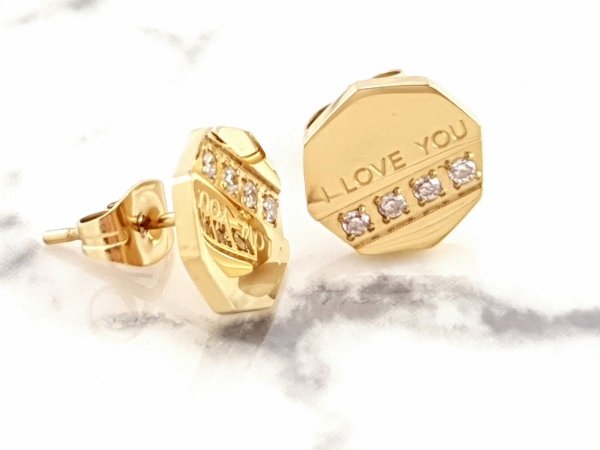 gold earrings made of stainless steel