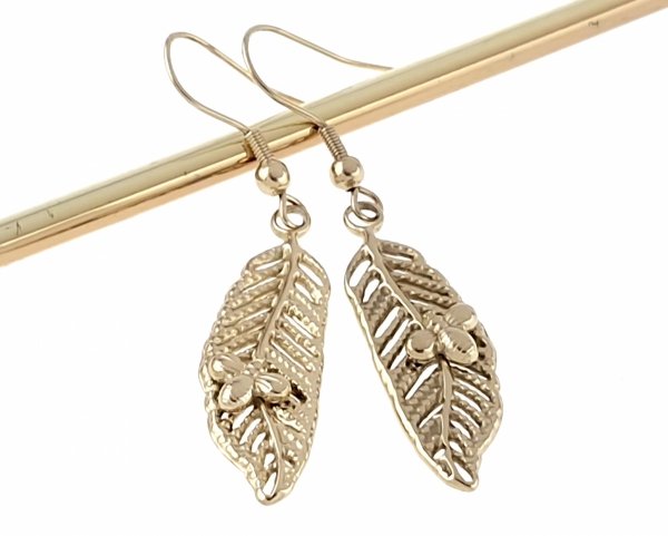 gold earrings made of stainless steel